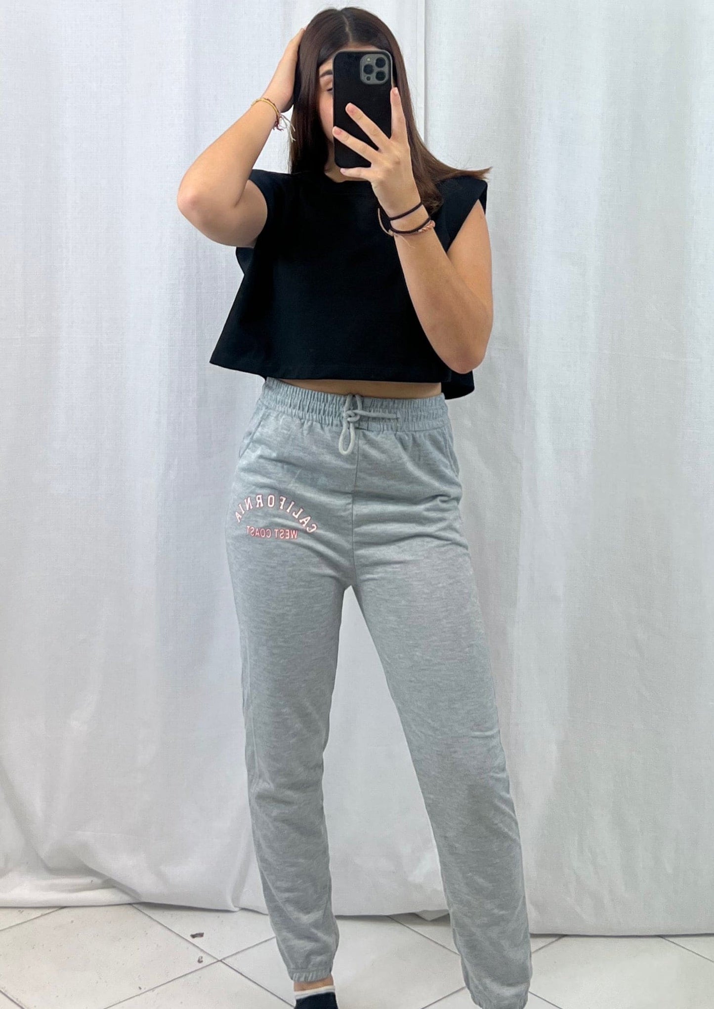 Jogging Gris - Boutique de vêtements pour femmes DRAGUIGNAN