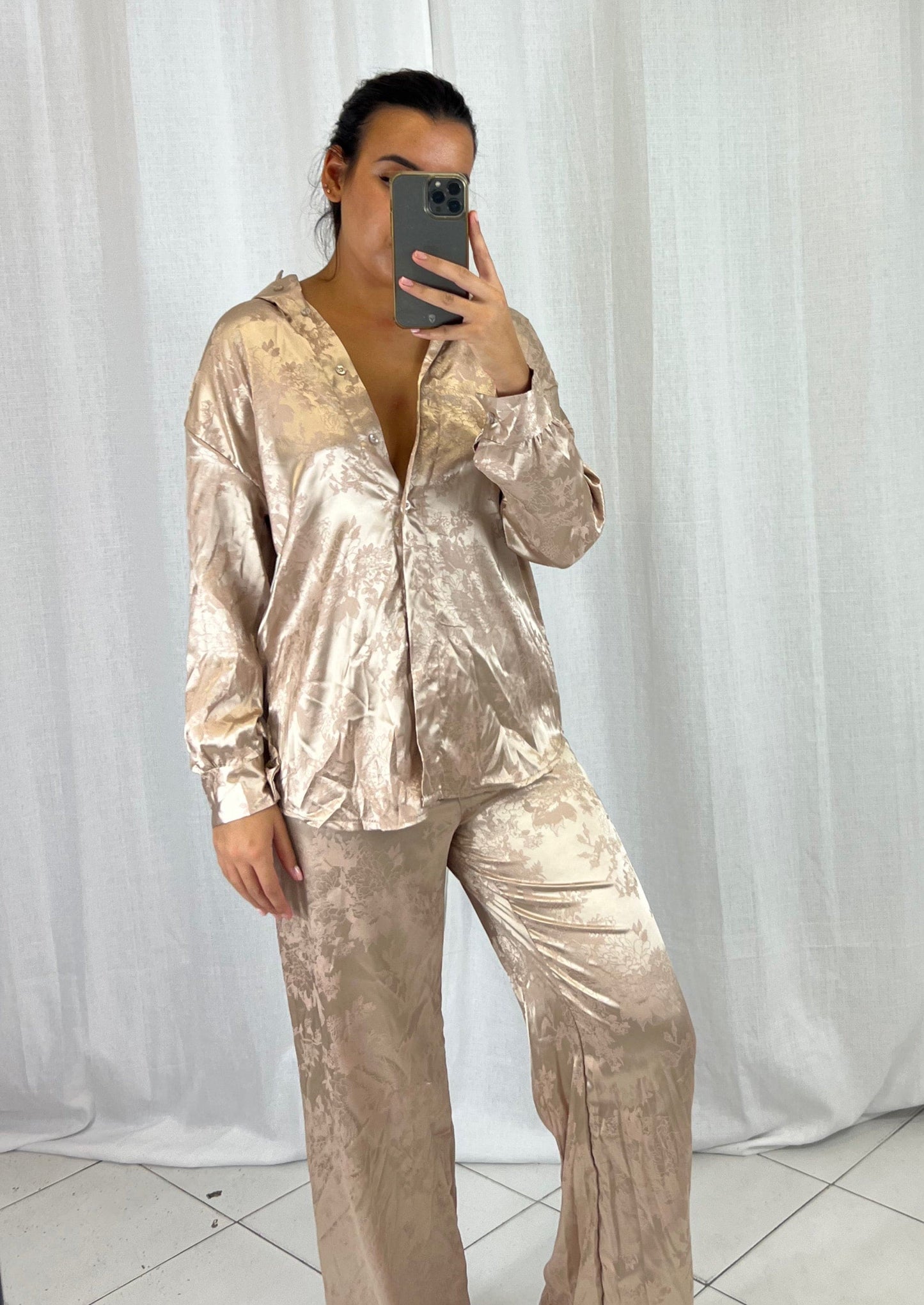 Ensemble effet de soie beige - Boutique de vêtements pour femmes DRAGUIGNAN
