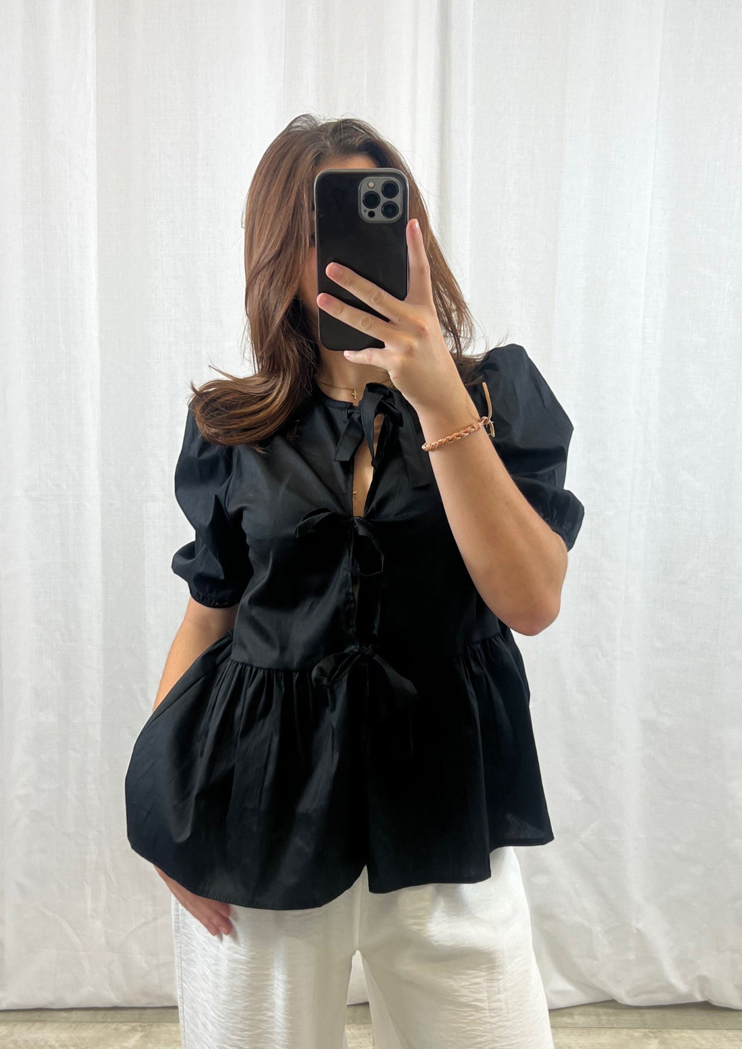 Tee shirt Noir - Boutique de vêtements pour femmes DRAGUIGNAN