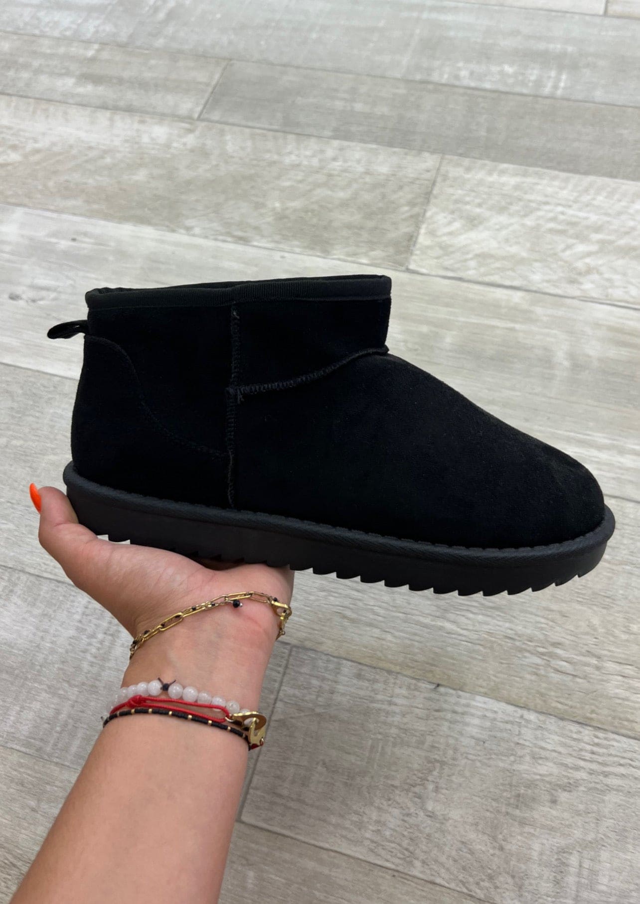 Bottes fourées noir - Boutique de vêtements pour femmes DRAGUIGNAN