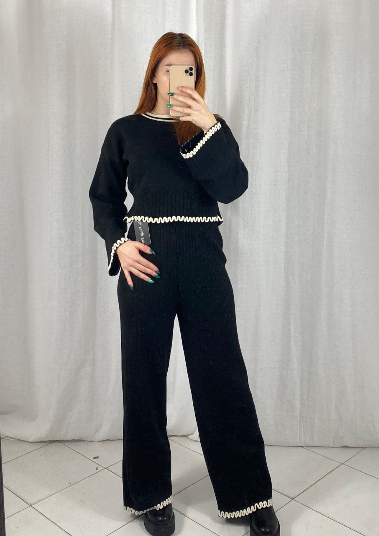 Ensemble Noir - Boutique de vêtements pour femmes DRAGUIGNAN