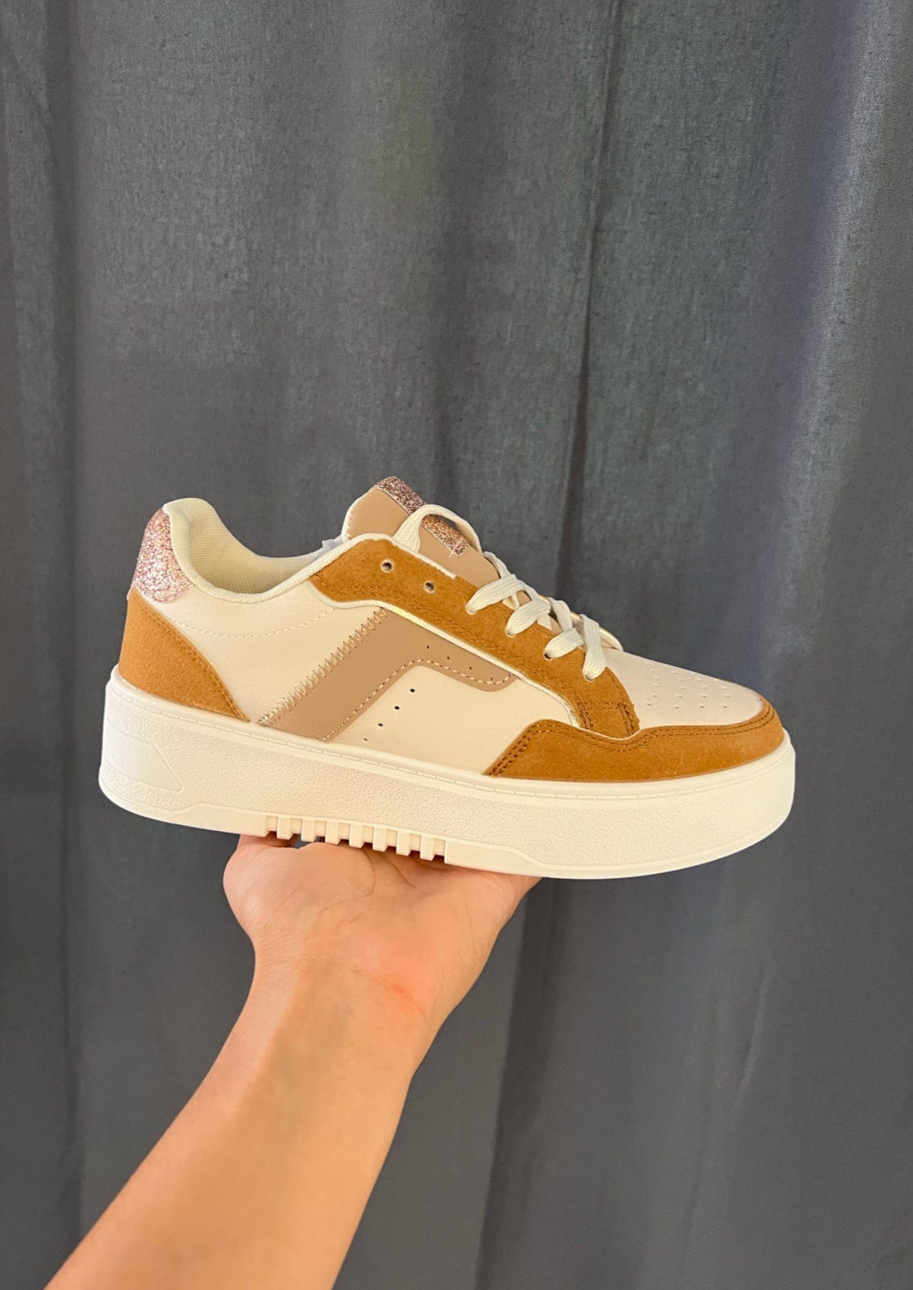 Basket Beige - Boutique de vêtements pour femmes DRAGUIGNAN