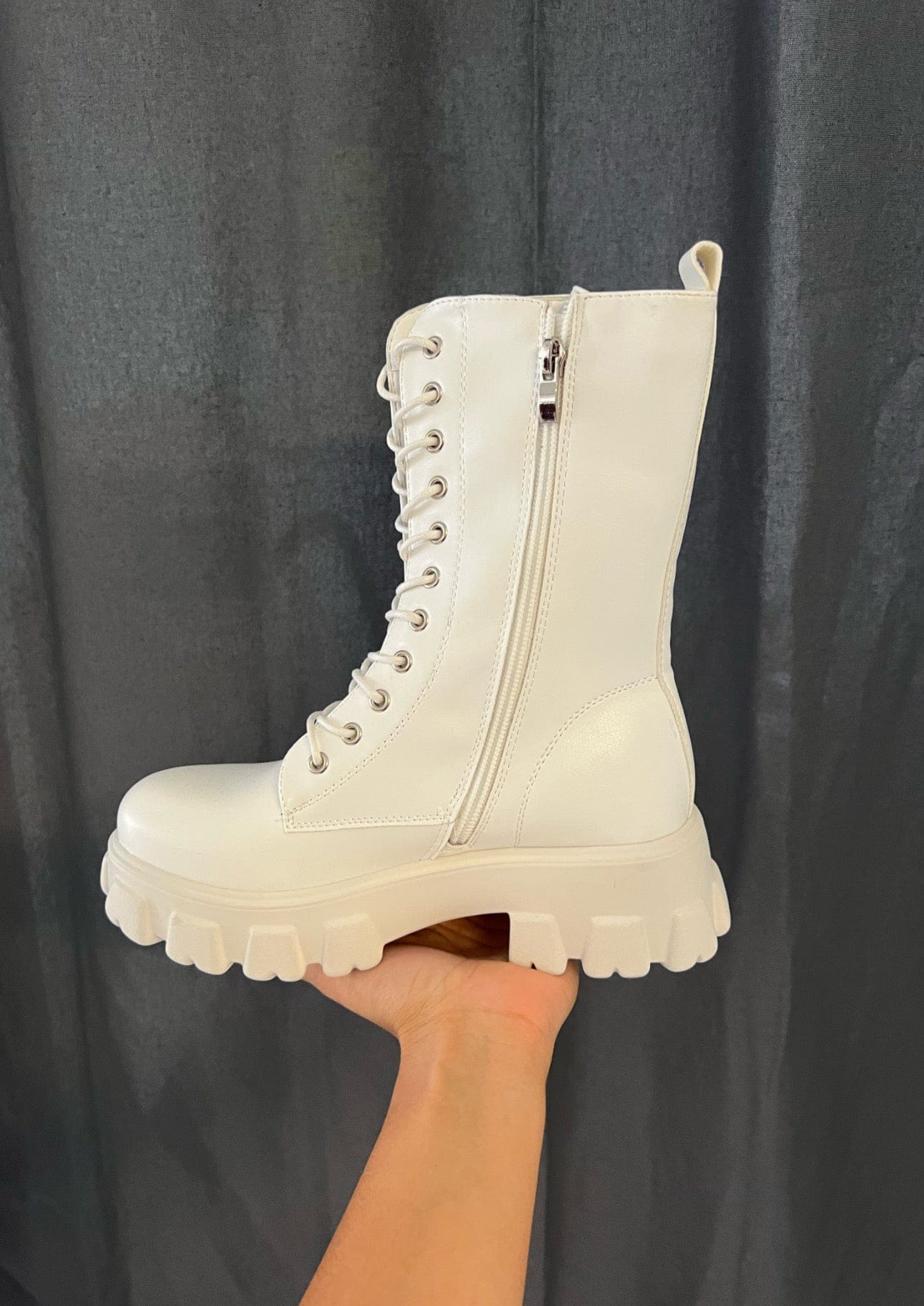 Bottine Blanche - Boutique de vêtements pour femmes DRAGUIGNAN