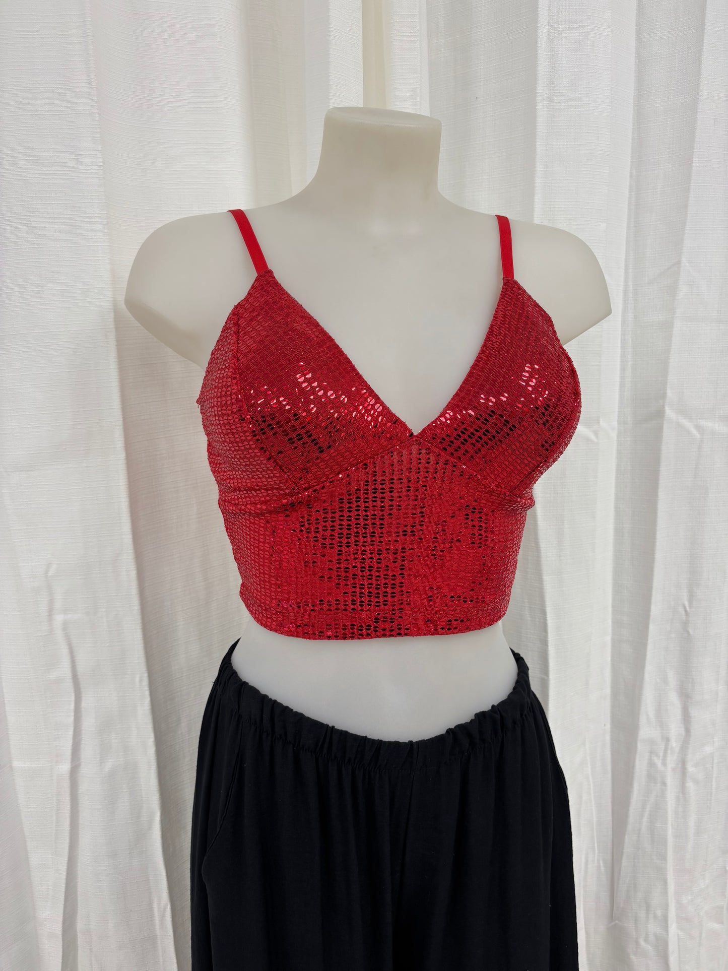 Top pailletée rouge