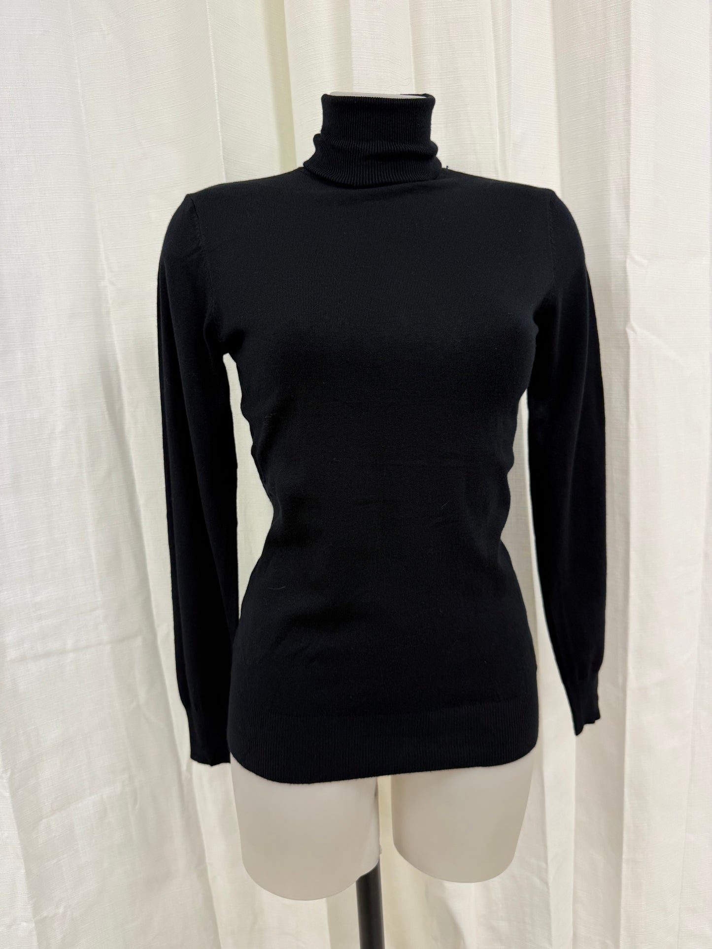 Pull col roulé noir RAYA