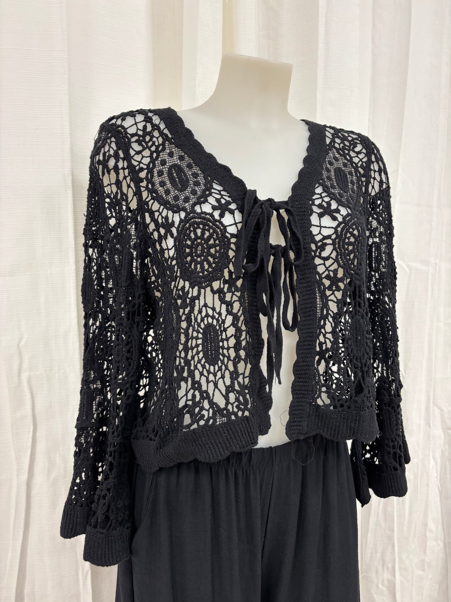 Gilet en dentelle noir